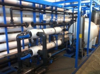 FIBERGLASS HOUSINGS DRINKING WATER