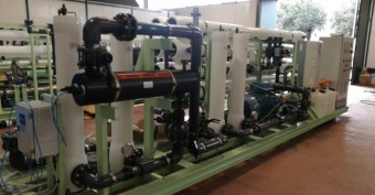 FIBERGLASS HOUSINGS INDUSTRIAL