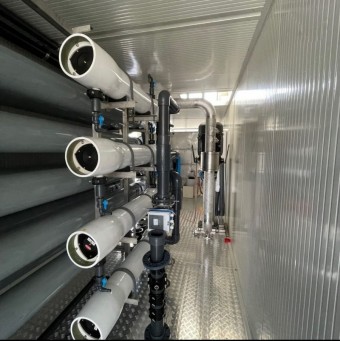 FIBERGLASS HOUSINGS DRINKING WATER